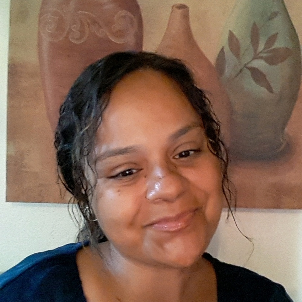Meet your Posher, Renee